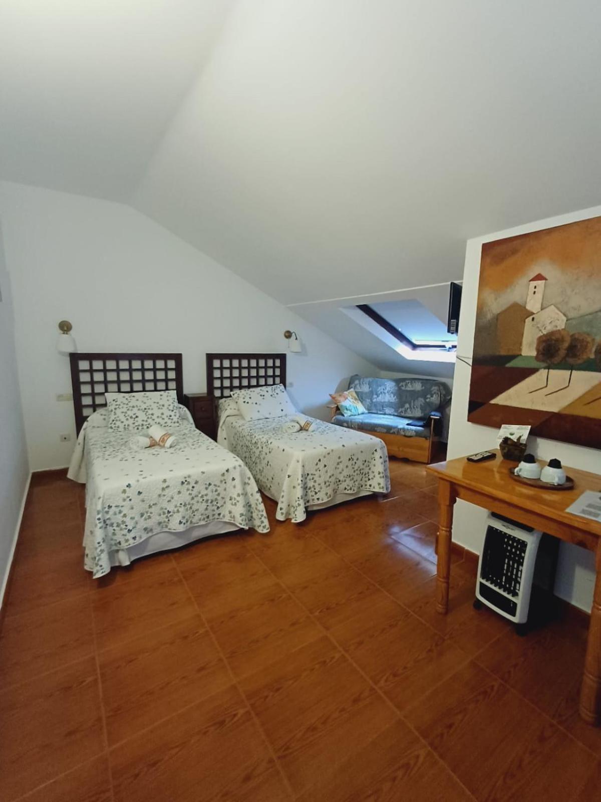 Hotel El Coterin Apartamentos Y Habitaciones 아레나스데카브랄레스 외부 사진